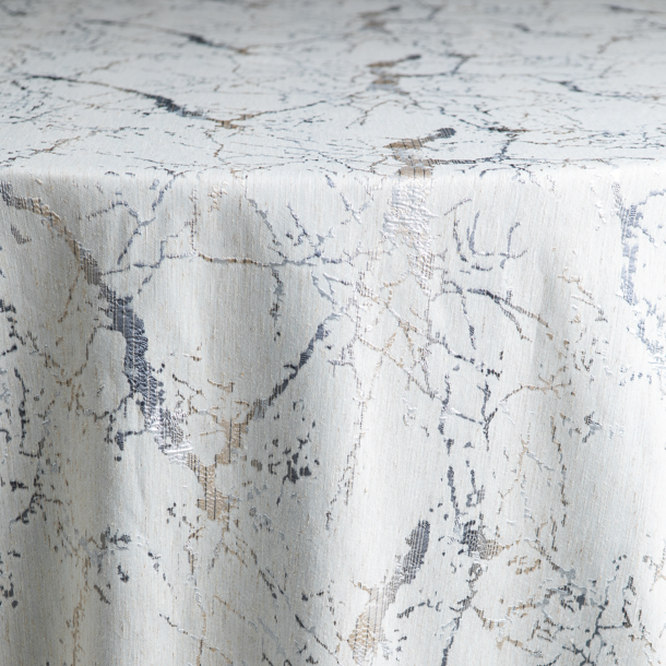 Ivory & Silver Martinique Tablecloth